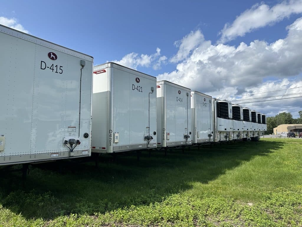 A lineup of dry van and reefer trailers available to rent